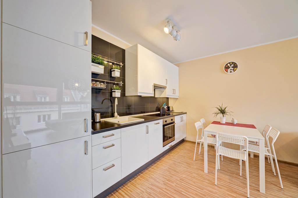 E Apartamenty Centrum Poznan Room photo